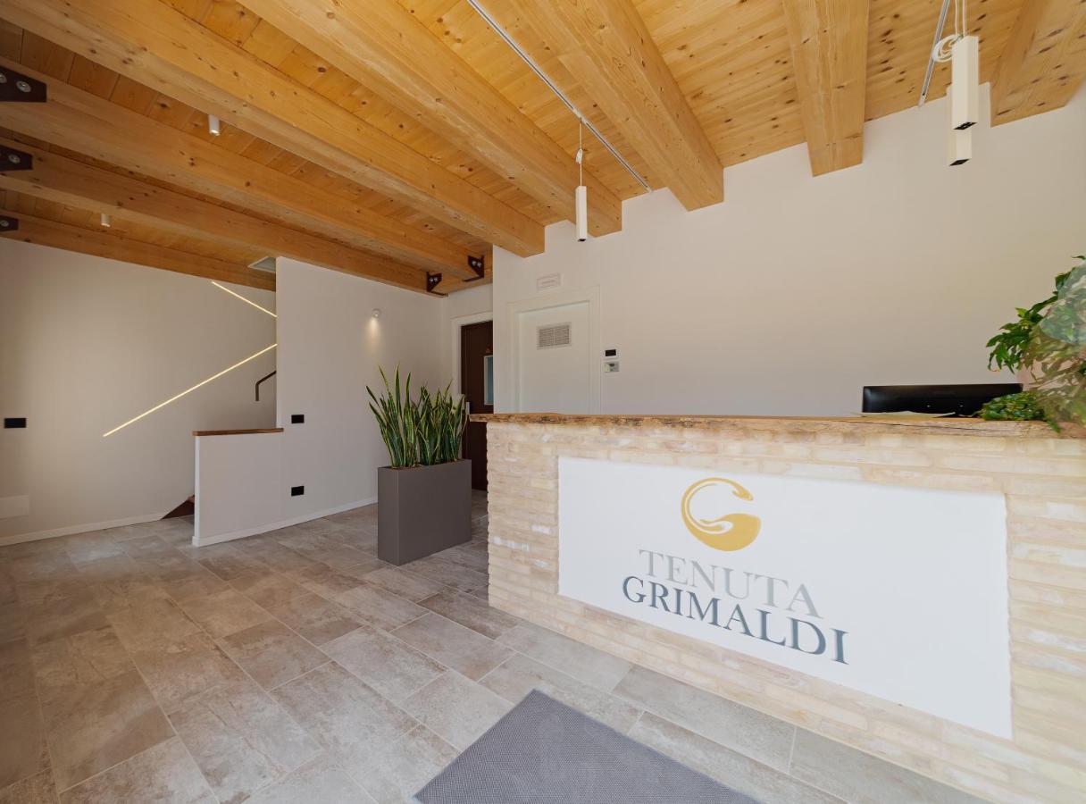 Tenuta Grimaldi Wine Resort Matelica Buitenkant foto